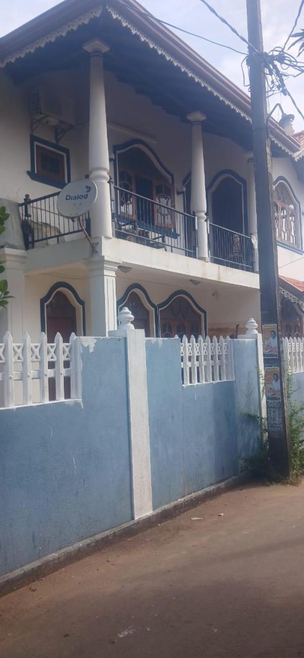Oviniru Beach Hotel 尼甘布 外观 照片