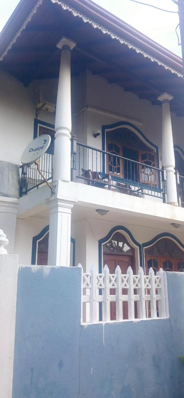 Oviniru Beach Hotel 尼甘布 外观 照片